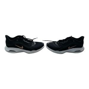 Women’s Nike Tennis Shoes